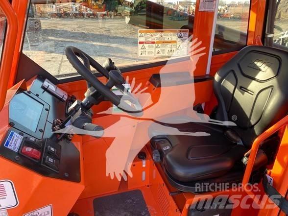 SkyTrak 6042 Kurottajat