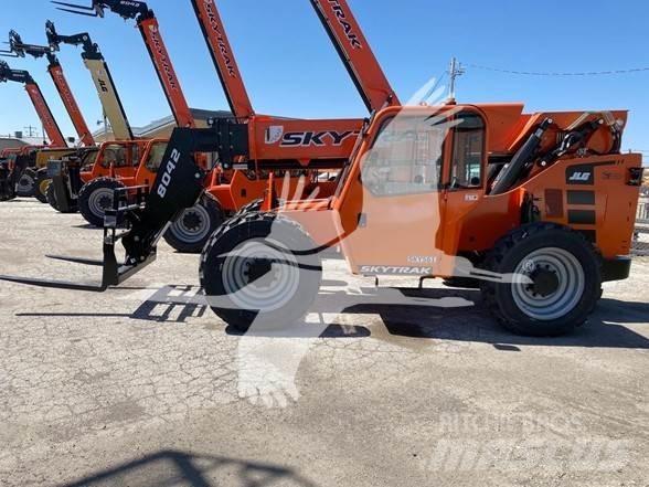 SkyTrak 8042 Kurottajat