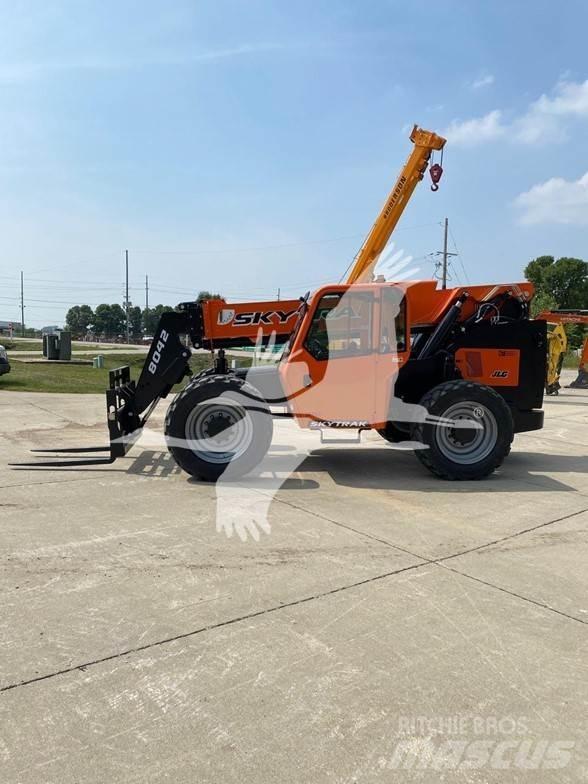 SkyTrak 8042 Kurottajat