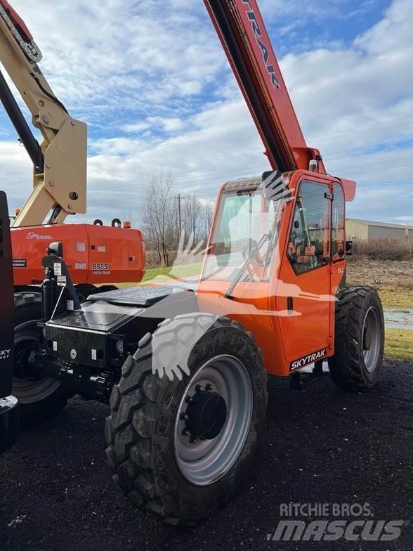 SkyTrak 8042 Kurottajat