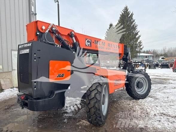 SkyTrak 8042 Kurottajat