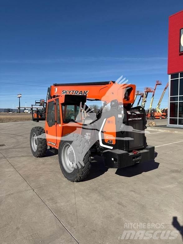 SkyTrak 8042 Kurottajat