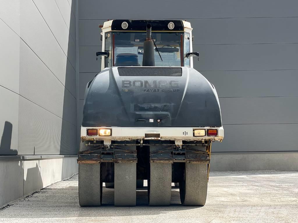 Bomag BW 24 RH Kumipyöräjyrät