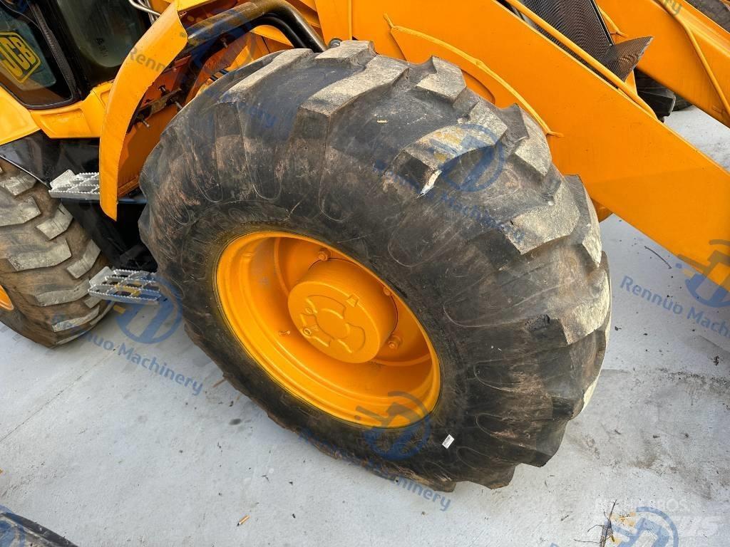 JCB 4 CX Kaivurikuormaajat
