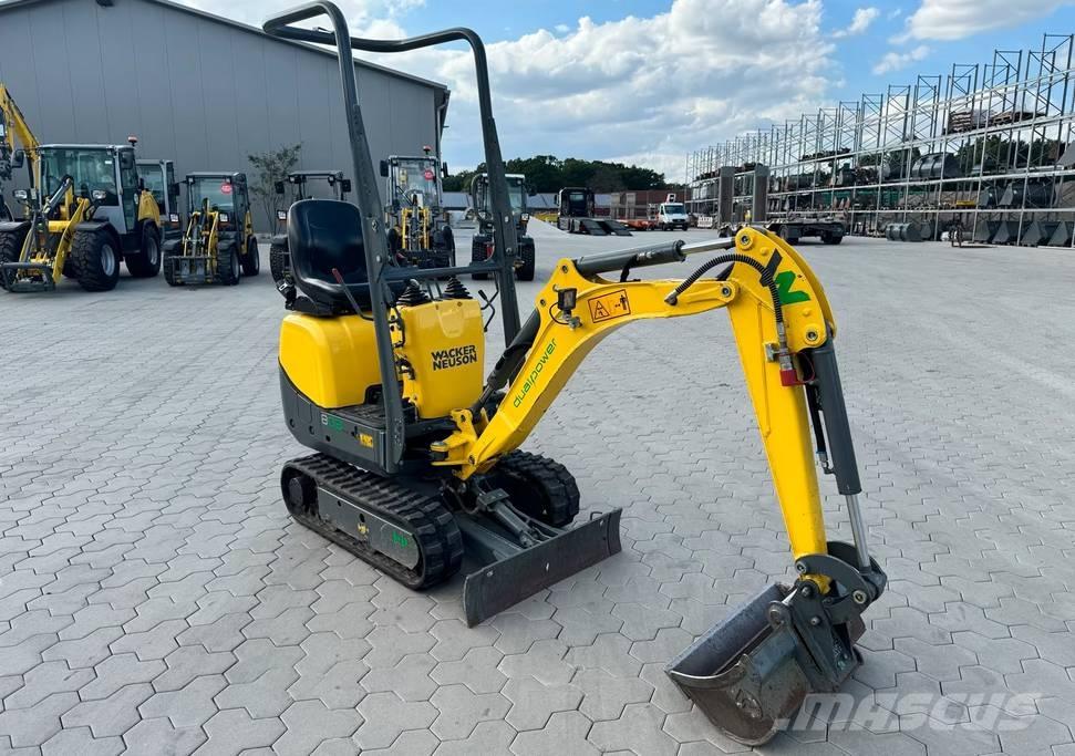 Wacker Neuson 803 Telakaivukoneet