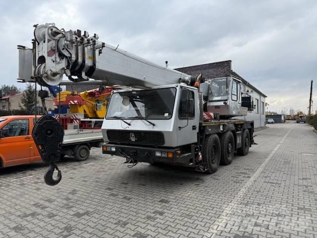 Grove GMK 3050 Mobiilinosturit