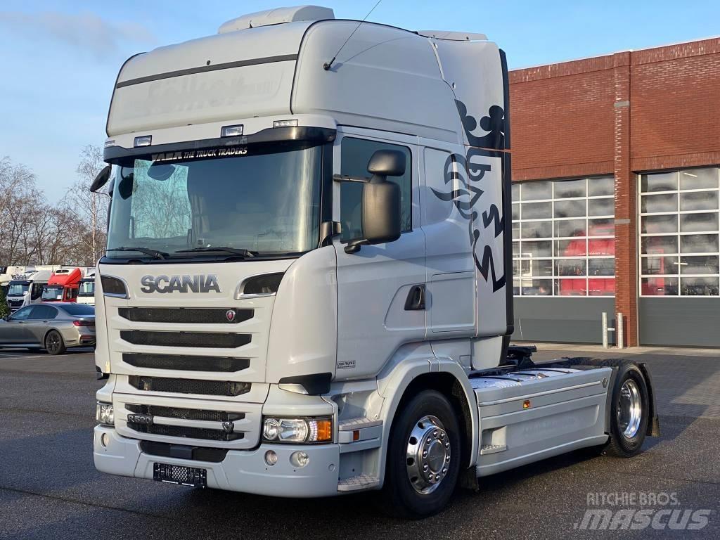 Scania R 520 Vetopöytäautot