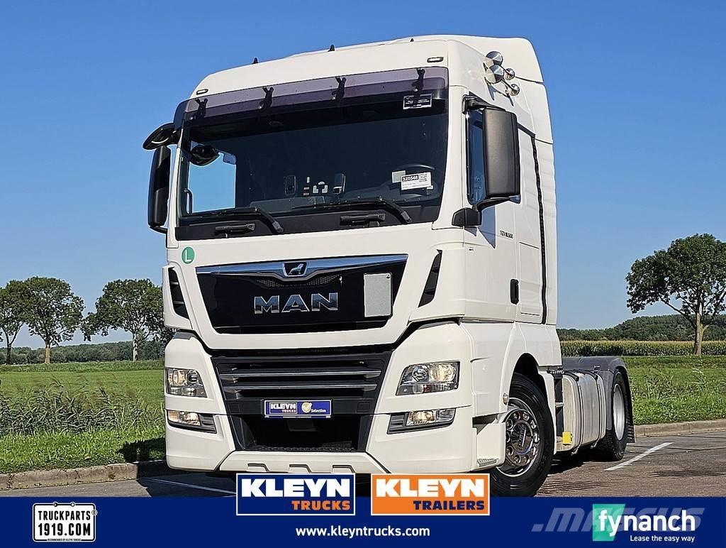 MAN 18.500 TGX Vetopöytäautot