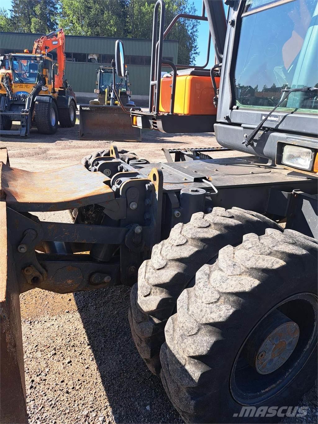 Doosan DX170W-5 Pyöräkaivukoneet