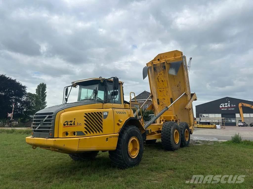 Volvo A25D Dumpperit
