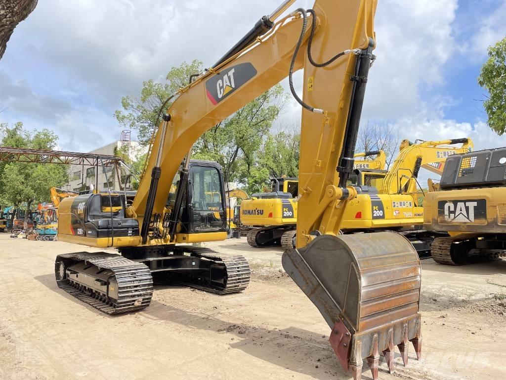 CAT 320 D Telakaivukoneet