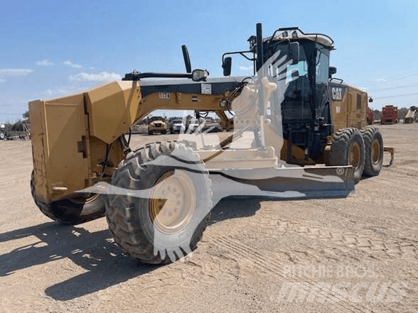 CAT 320 Telakaivukoneet