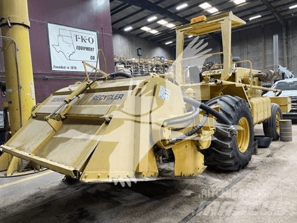 CAT D5K2 LGP Telaketjupuskutraktorit