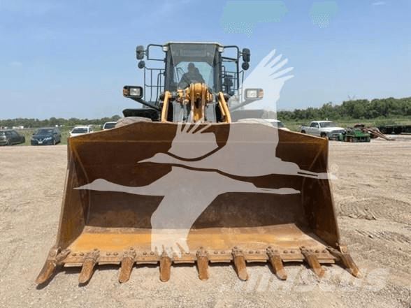 CAT D6T XL Telaketjupuskutraktorit