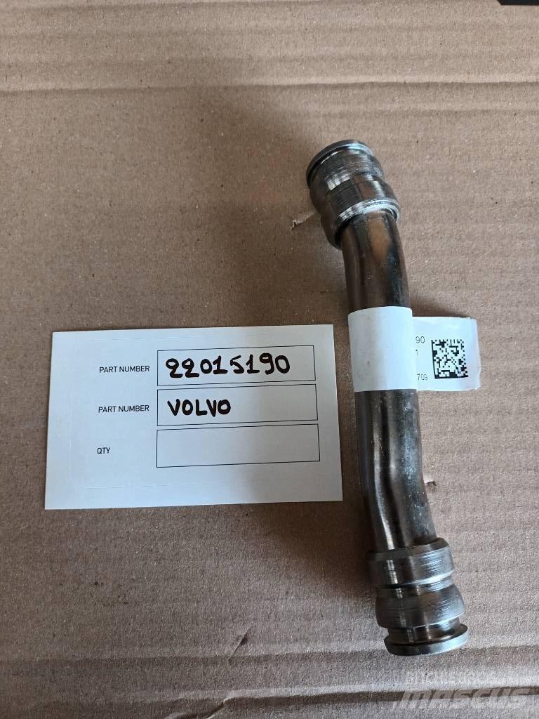 Volvo PIPE 22015190 Moottorit