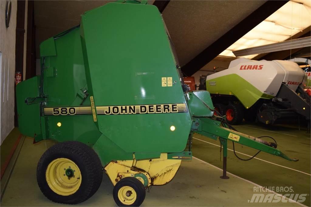 John Deere 580 Pyöröpaalaimet