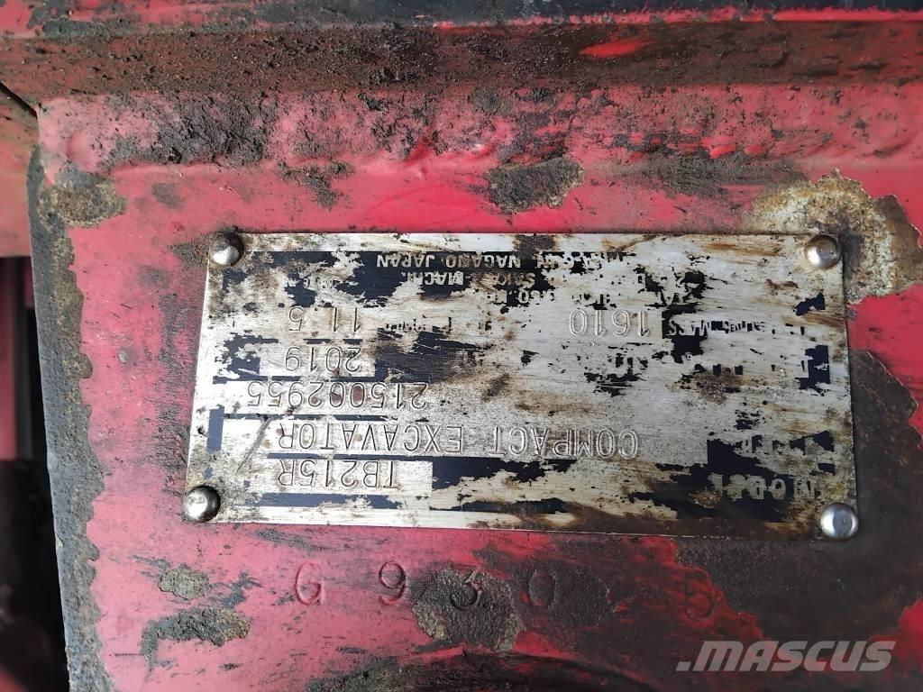 Takeuchi TB 215 R Minikaivukoneet < 7t