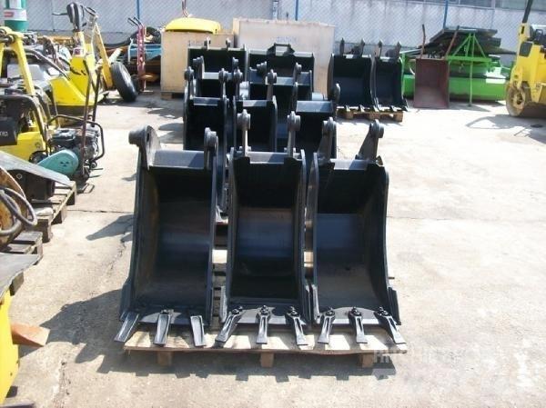 JCB 4CX, 3CX Kaivuulaitteet