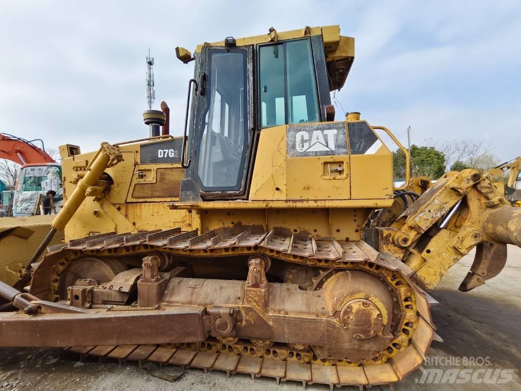 CAT D 7 G 2 Pyöräkuormaajat