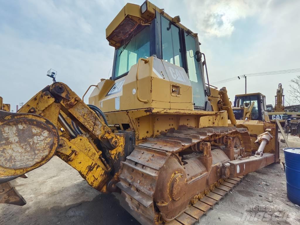 CAT D 7 G 2 Pyöräkuormaajat