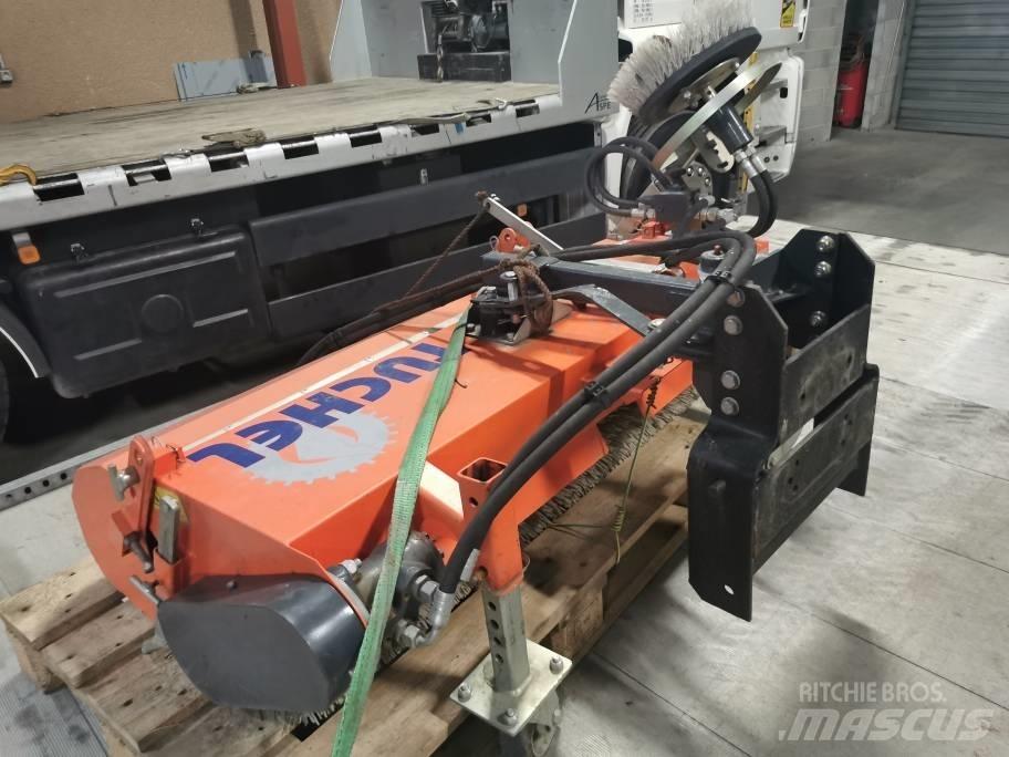Tuchel Simplex 135HD Lakaisukoneet