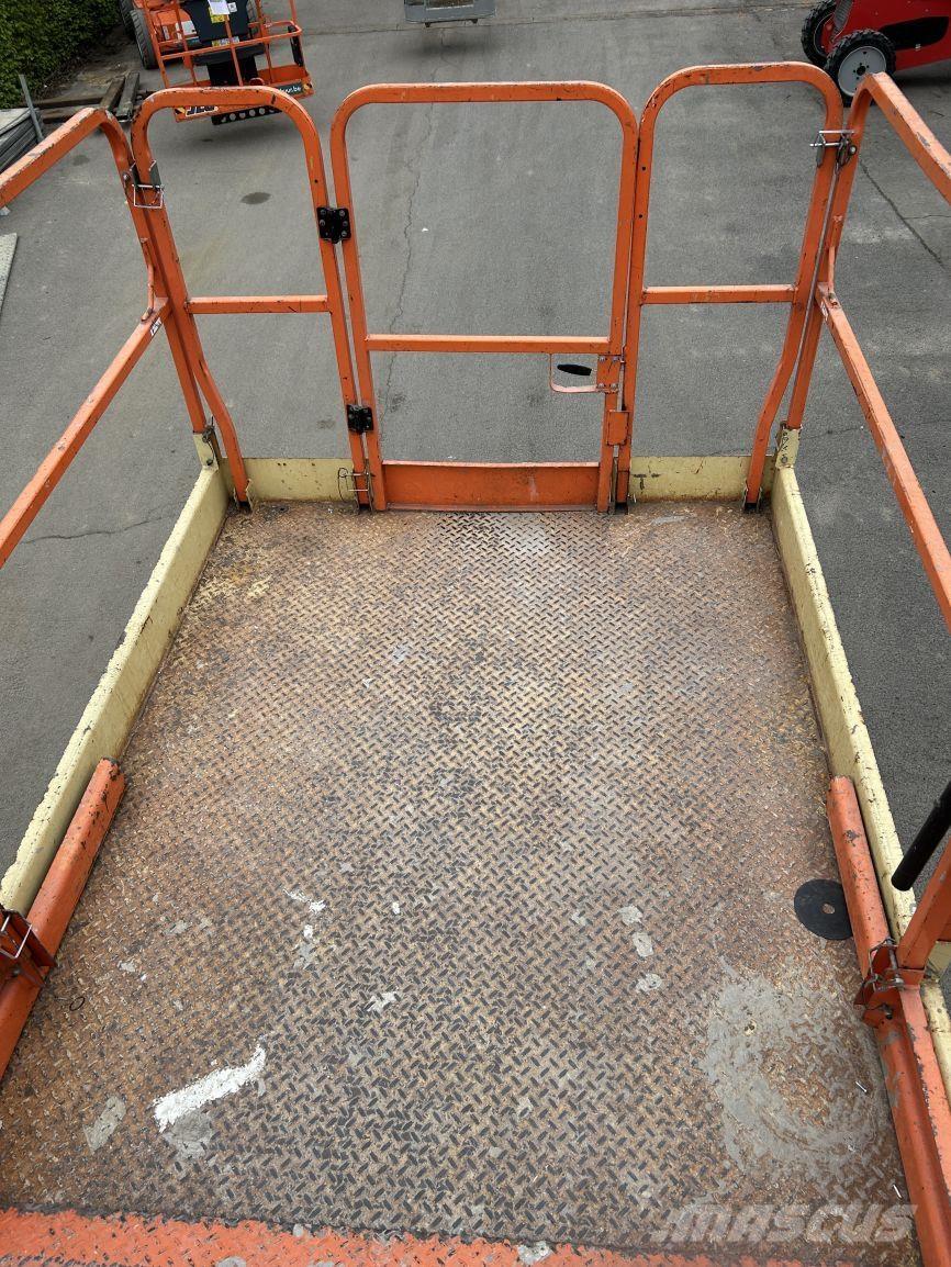 JLG 4069 LE (3614) Saksilavat