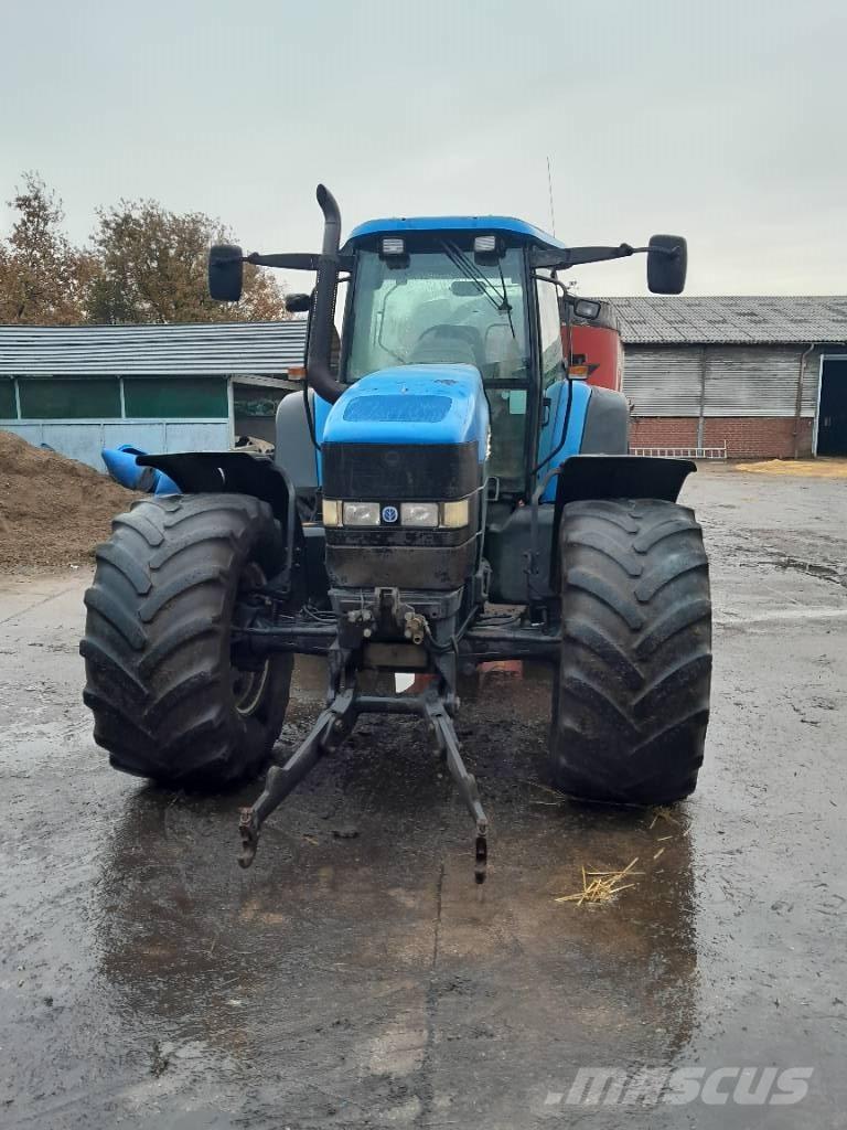 New Holland TM 190 Traktorit