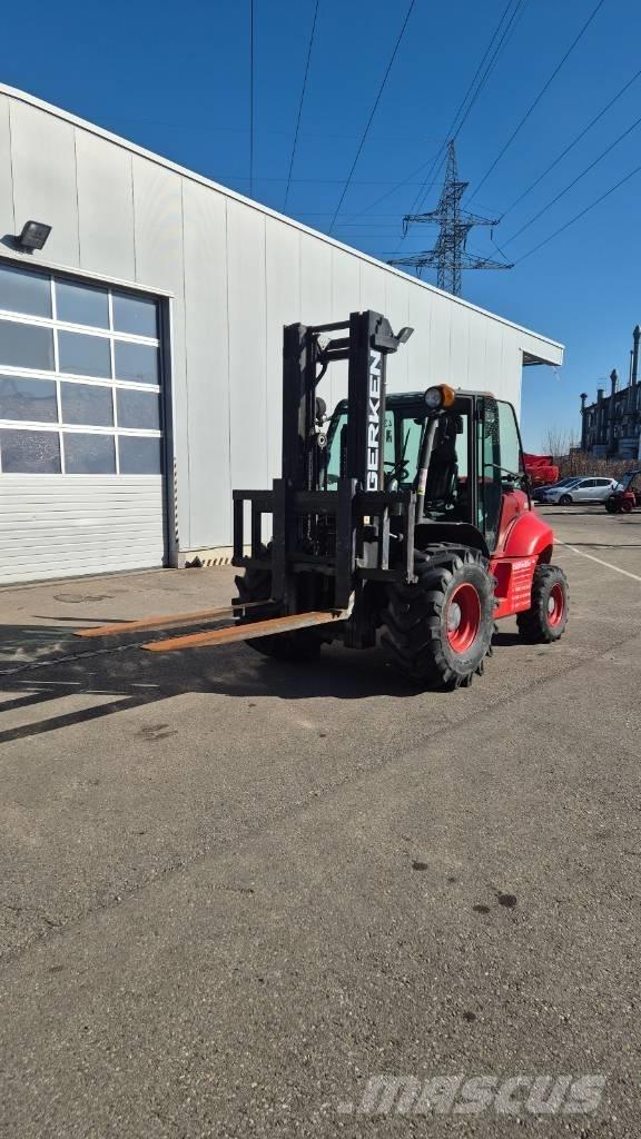 Ausa C 500 H X4 Maastotrukit