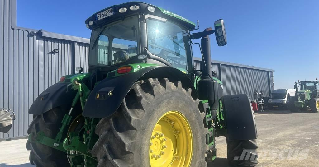 John Deere 6250R Traktorit