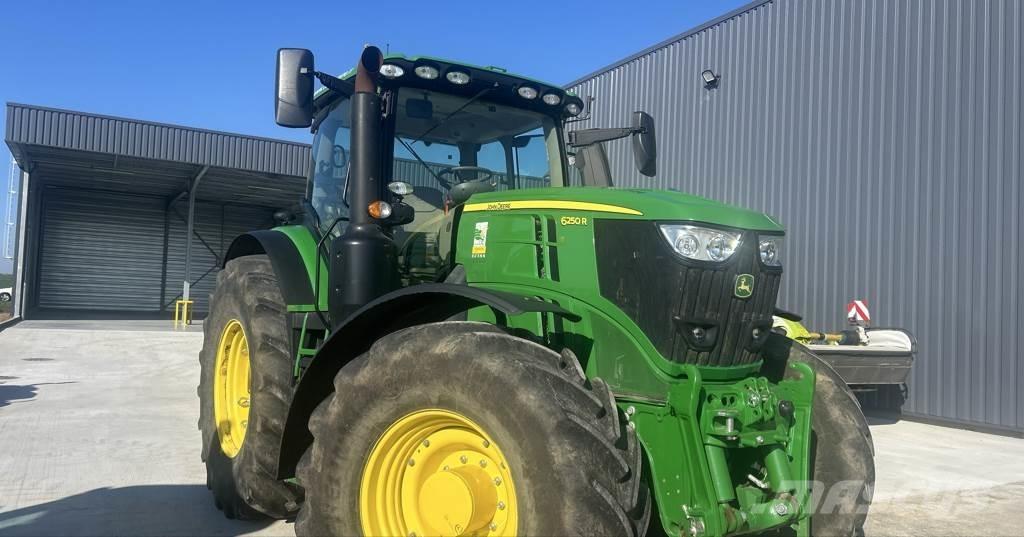 John Deere 6250R Traktorit