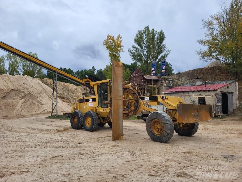 CAT 140 H Tiehöylät