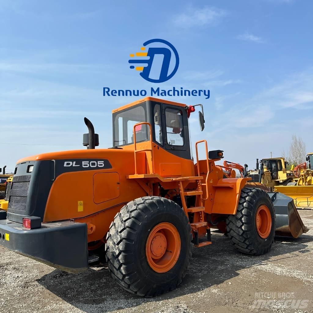 Doosan DL505 Pyöräkuormaajat