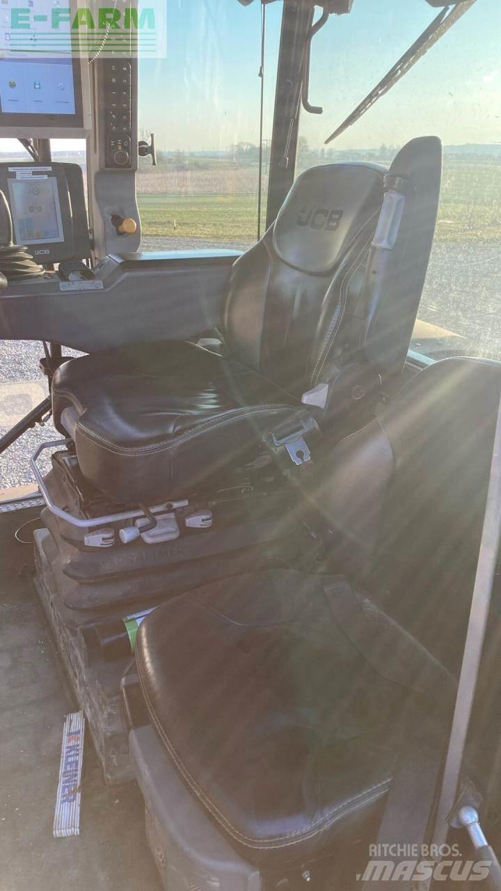 JCB Fastrac 4220 Traktorit