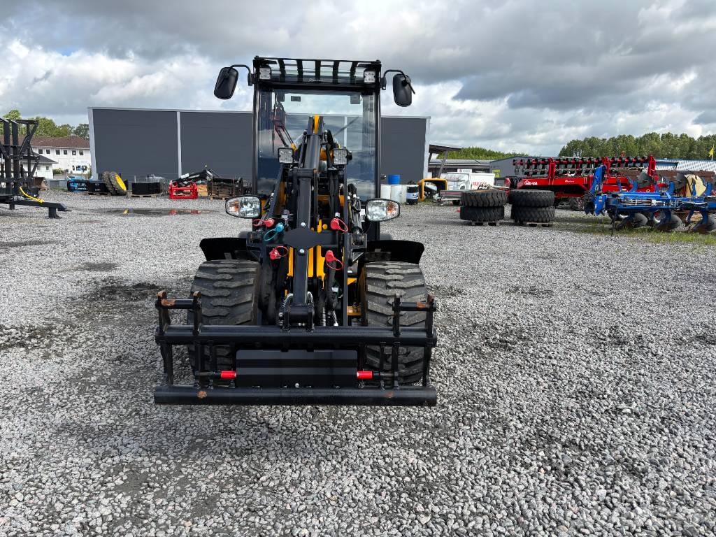 JCB 403 Pienkuormaajat