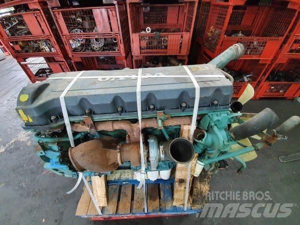 Volvo D9A260 EC01 Moottorit