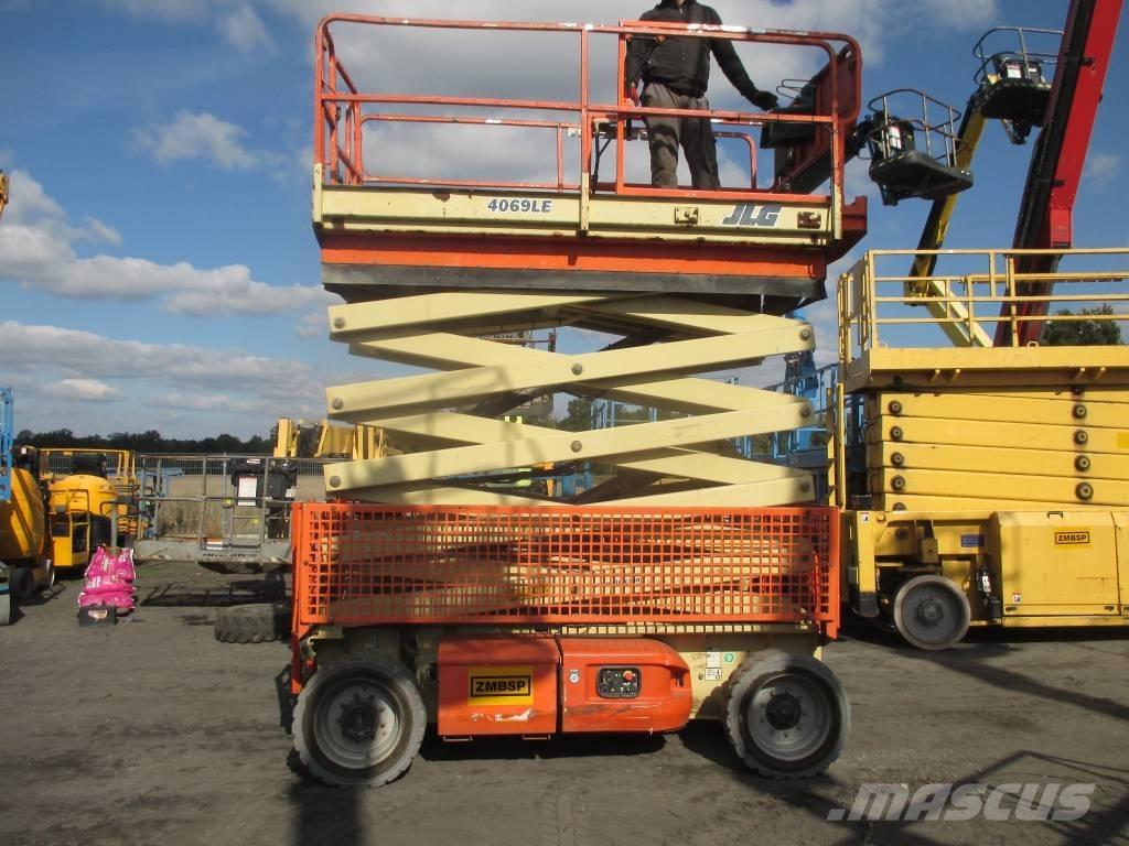 JLG 4069 LE Saksilavat