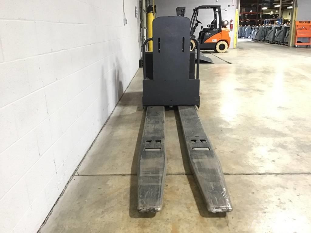 Raymond 8510 Pumppukärryt