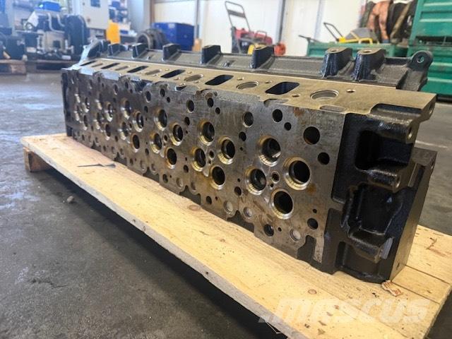 Isuzu głowica nowa Moottorit