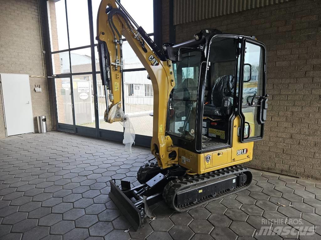 CAT 301.8 Minikaivukoneet < 7t
