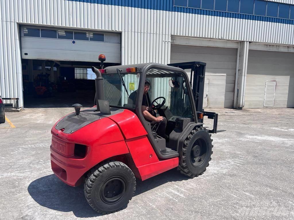 Manitou MH 25.4 T Maastotrukit