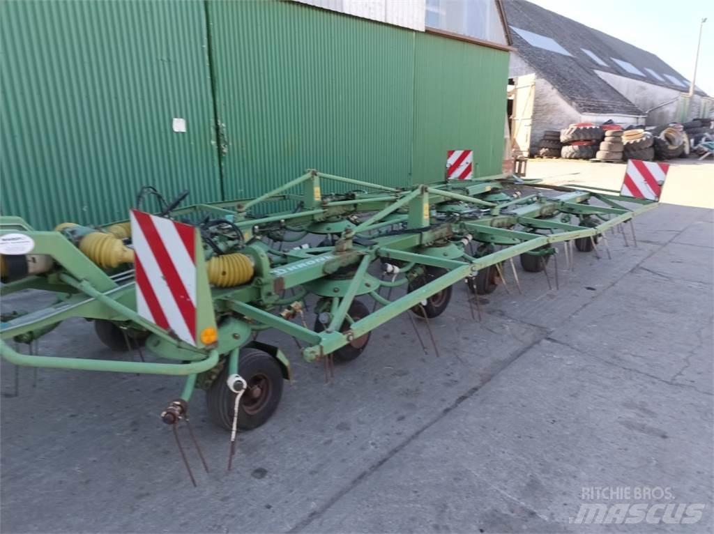 Krone KW1302/12T Pöyhimet ja haravat