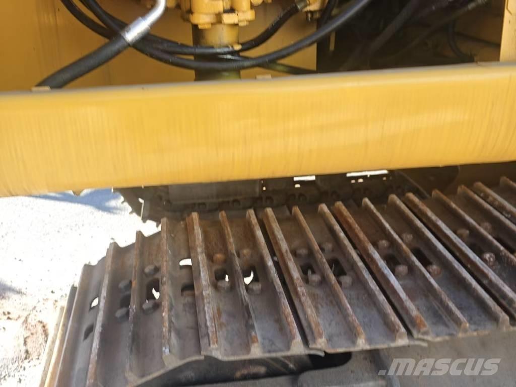 CAT 320 C L Telakaivukoneet