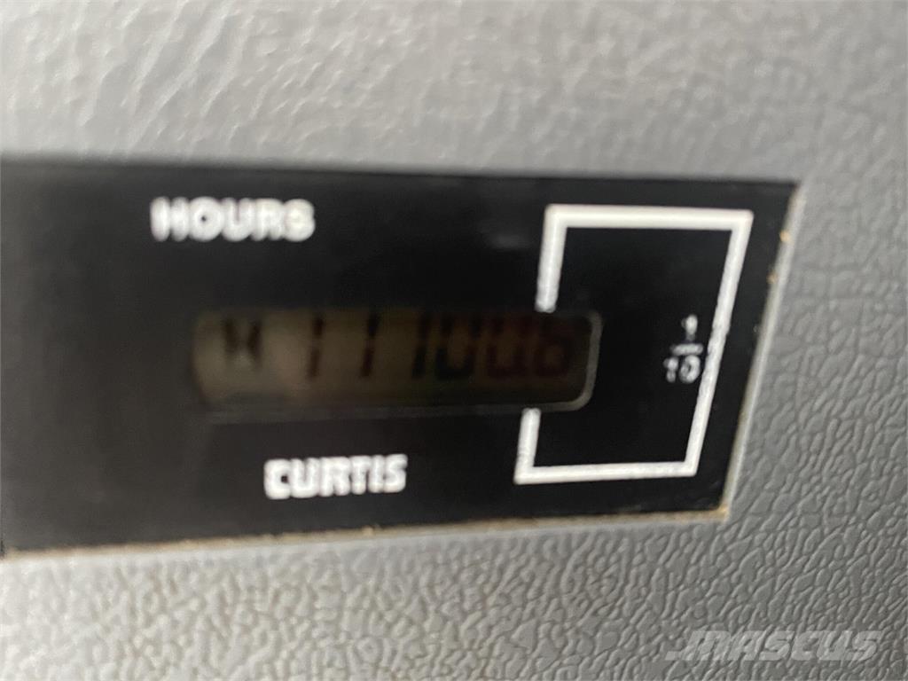 Hyundai HX520L Telakaivukoneet