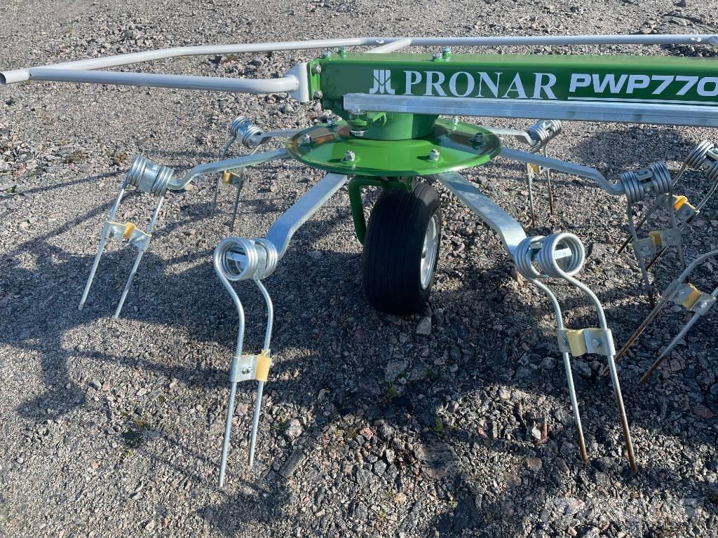Pronar PWP770C Pöyhimet ja haravat
