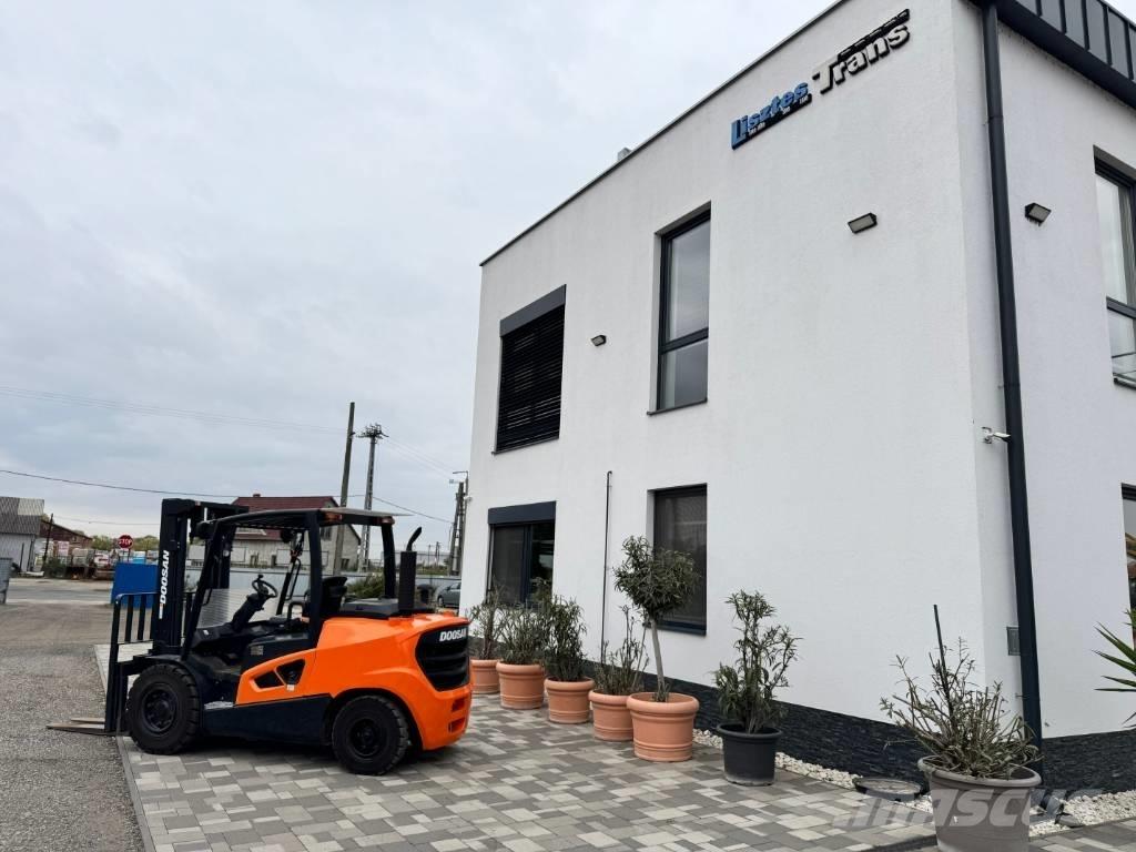 Doosan D 50,  130üó!!! 5t Dieseltrukit