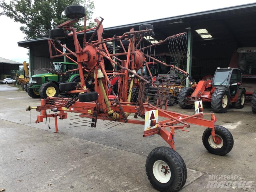 Kuhn GA 7301 Pöyhimet ja haravat