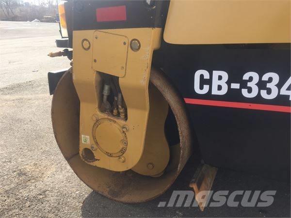 CAT CB 334 D Tandemjyrät