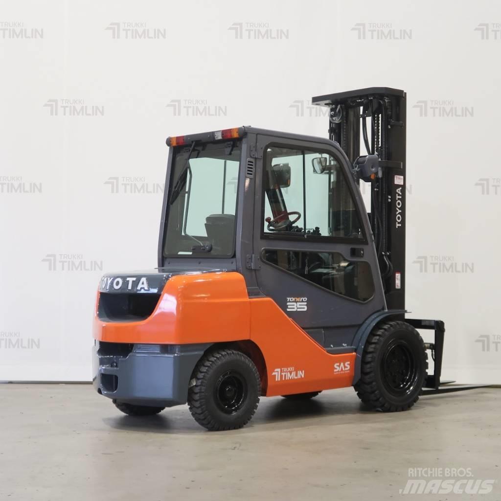 Toyota 02-8FDJF35 Dieseltrukit