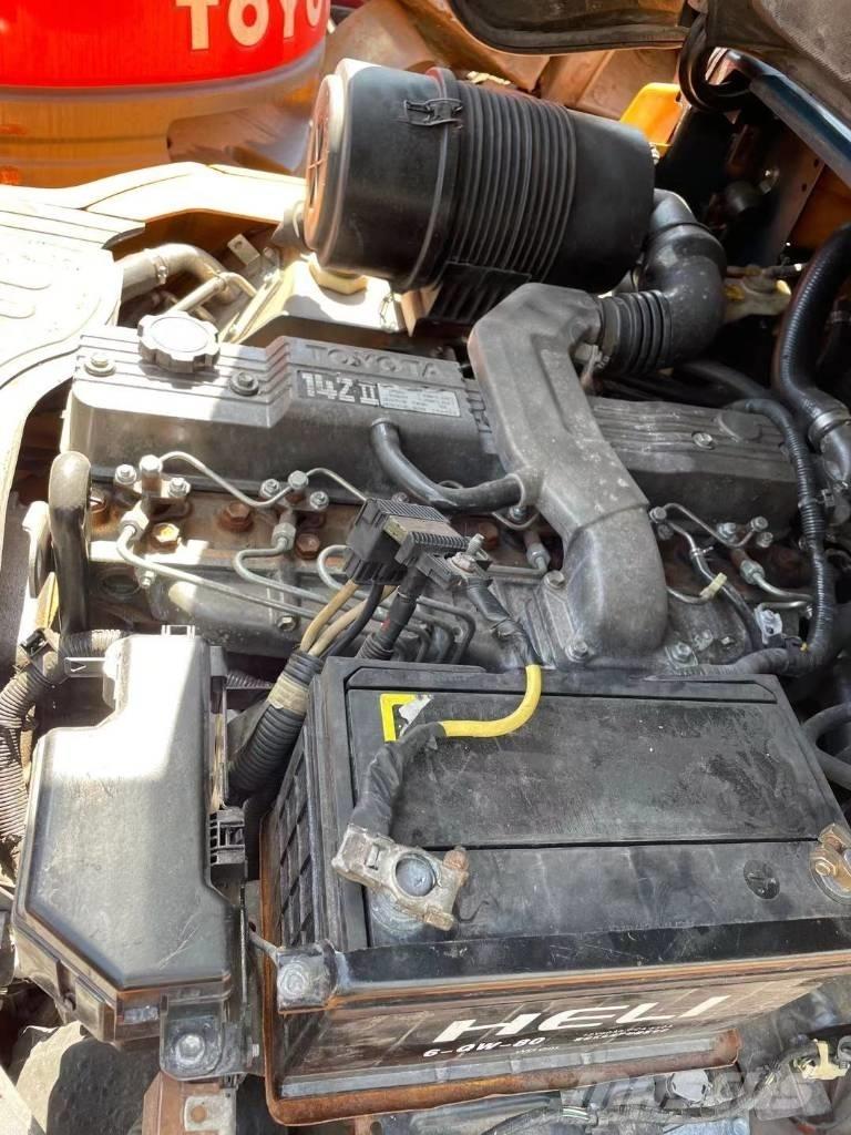 Toyota 5 ton Dieseltrukit