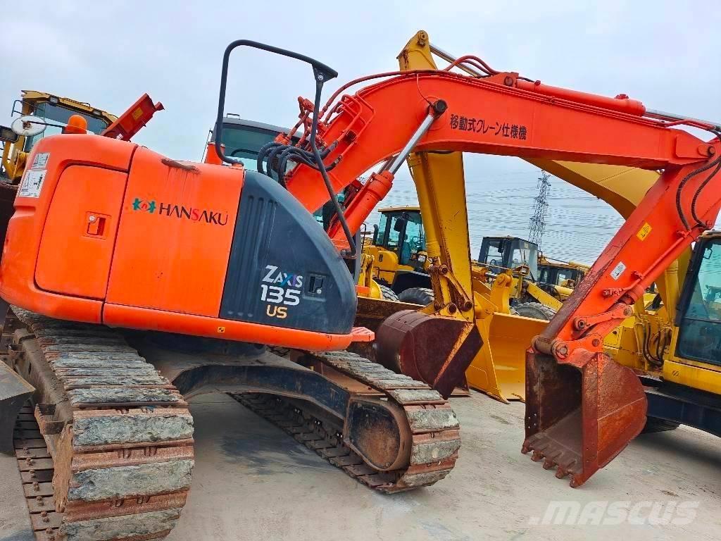 Hitachi ZX 135 US Telakaivukoneet